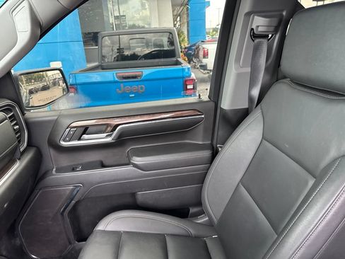 Used 2024 Chevrolet Silverado 1500 LT AWD/4WD image 13