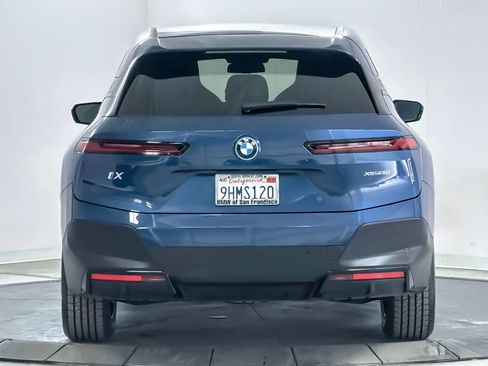 Used 2024 BMW iX xDrive50 w/ Convenience Package AWD/4WD image 7