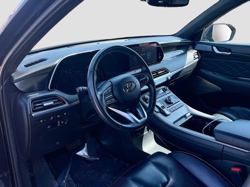 Used 2022 Hyundai Palisade Calligraphy image 9