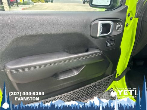 Used 2021 Jeep Wrangler Unlimited Sahara w/ Uconnect 4C Nav & Sound Group AWD/4WD image 24