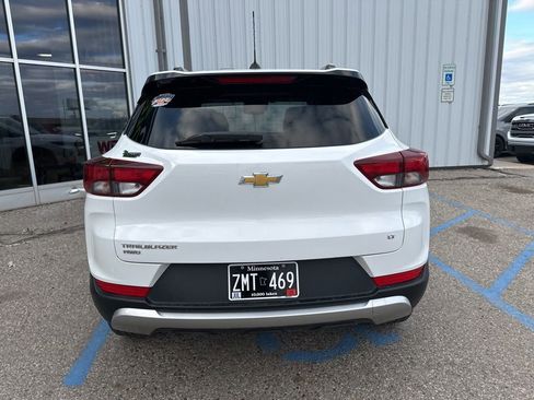 Used 2023 Chevrolet TrailBlazer LT AWD/4WD image 7