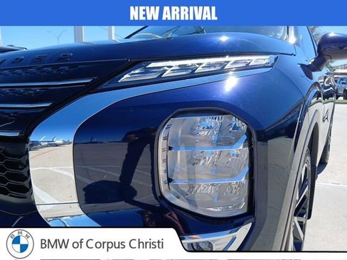 Used 2024 Mitsubishi Outlander SE image 4