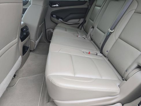 Used 2019 Chevrolet Tahoe LT image 13