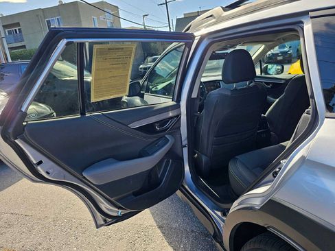 Certified 2025 Subaru Outback Onyx Edition AWD/4WD image 15