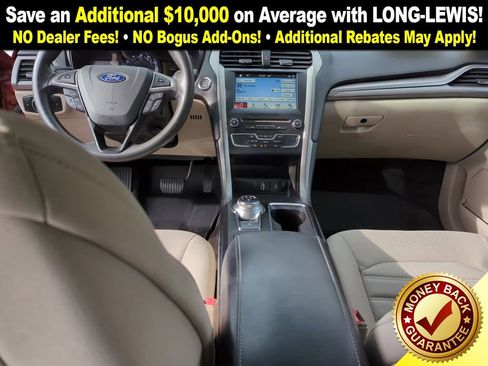 Used 2018 Ford Fusion SE w/ Fusion SE Technology Package image 17