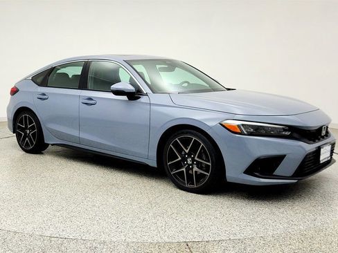 Used 2022 Honda Civic Sport Touring image 3