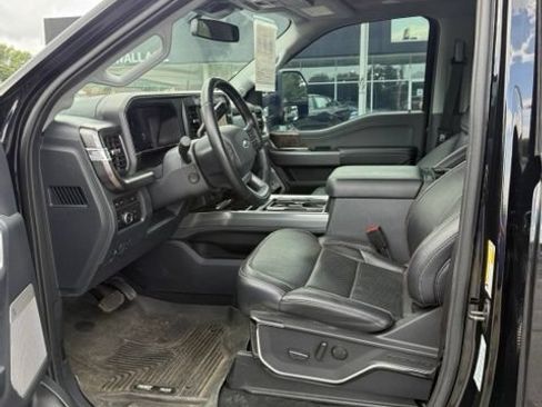 Used 2023 Ford F250 Lariat w/ Lariat Ultimate Package AWD/4WD image 9