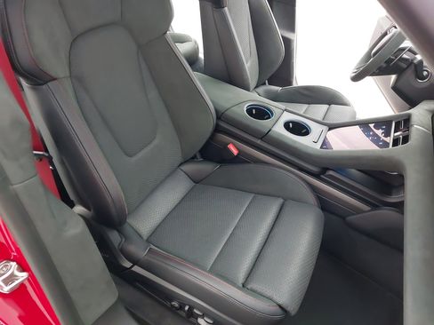 New 2026 Porsche Taycan GTS image 12