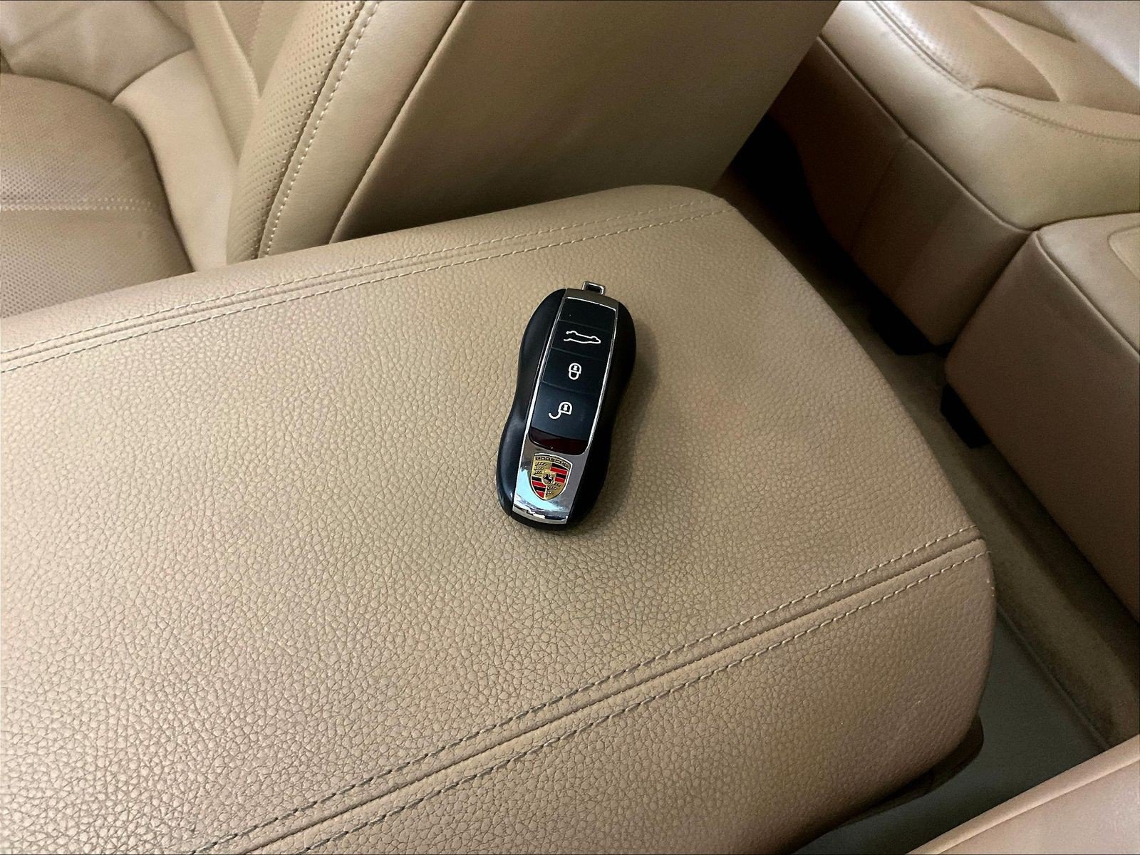 Used 2012 Porsche Cayenne AWD/4WD image 35