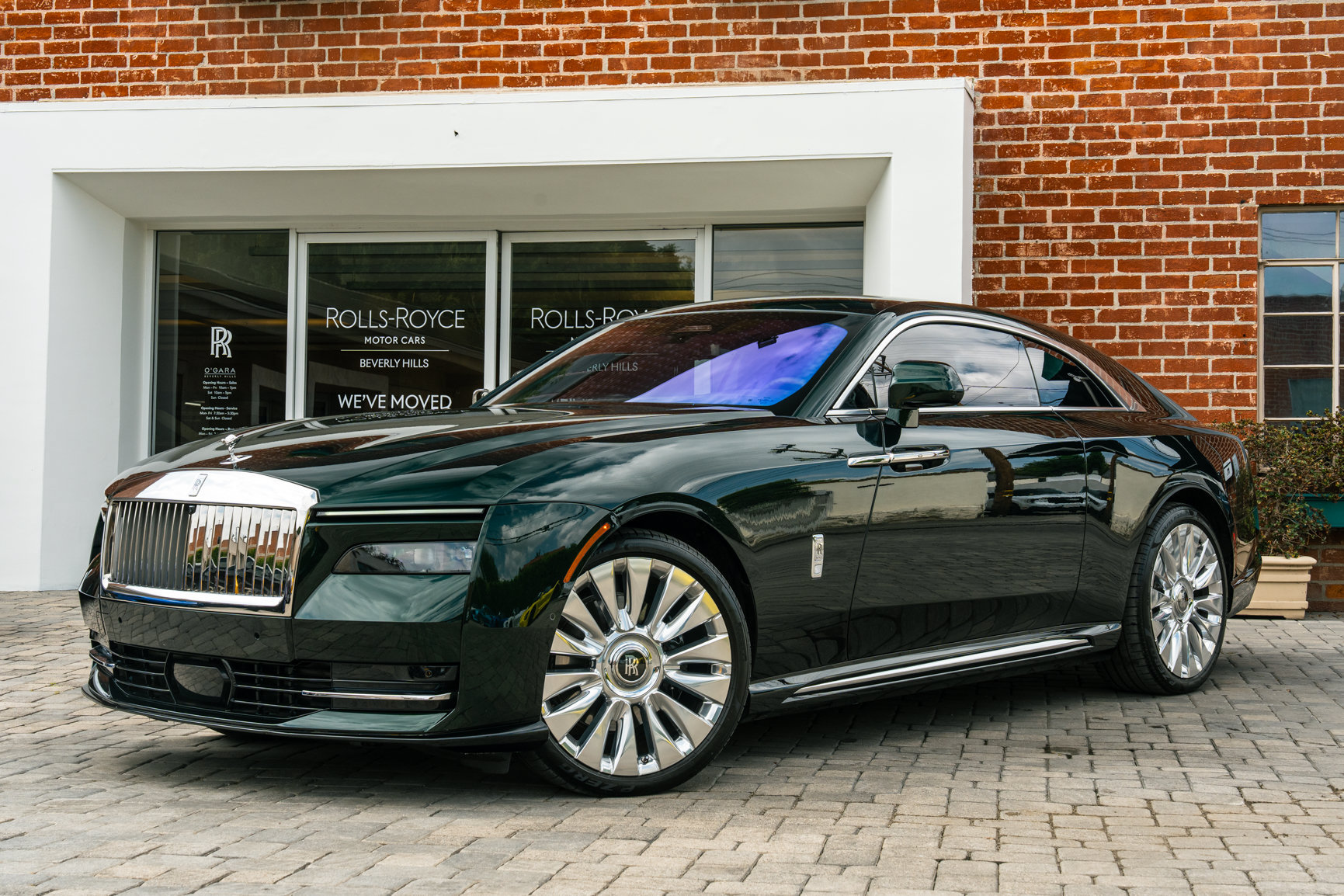 Used 2024 Rolls-Royce Spectre w/ Spectre Launch Package AWD/4WD image 1