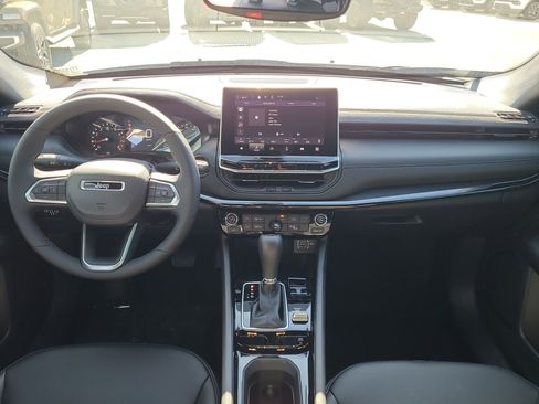 New 2026 Jeep Compass Latitude AWD/4WD image 7