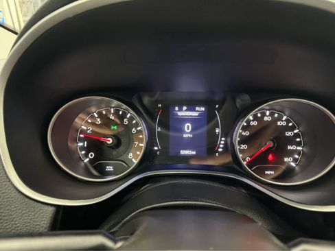 Used 2020 Jeep Compass Latitude AWD/4WD image 14
