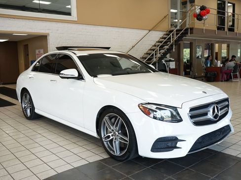 Used 2019 Mercedes-Benz E 300 w/ Premium 1 Package image 18