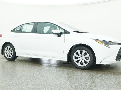 New 2026 Toyota Corolla LE image 28