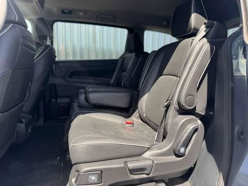 Used 2023 Honda Odyssey Elite image 16