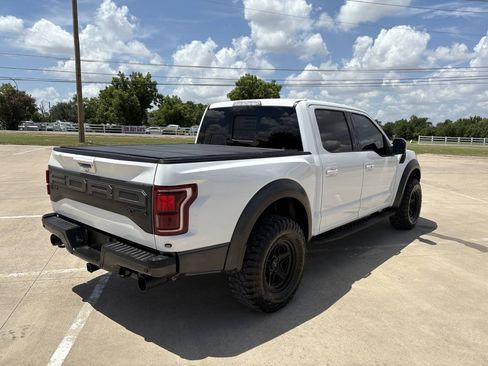 Used 2019 Ford F150 Raptor w/ Equipment Group 802A Luxury AWD/4WD image 9
