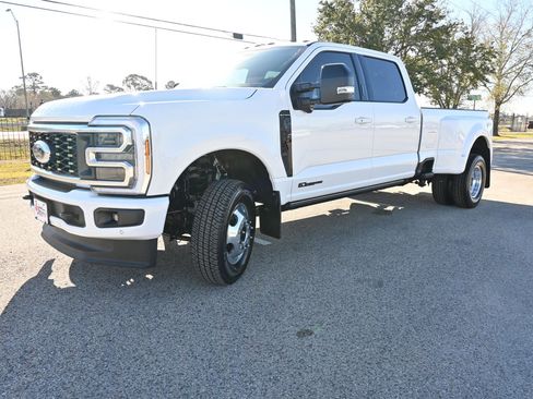 New 2026 Ford F350 Platinum image 8