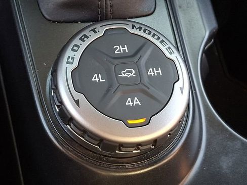 Used 2023 Ford Bronco Outer Banks image 28