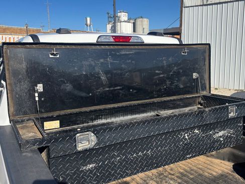 Certified 2021 Ford F250 XLT w/ XLT Value Package image 9