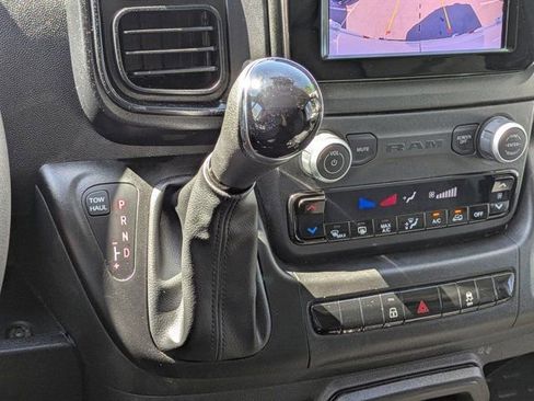 Used 2025 RAM ProMaster 2500 w/ Convenience Group image 24