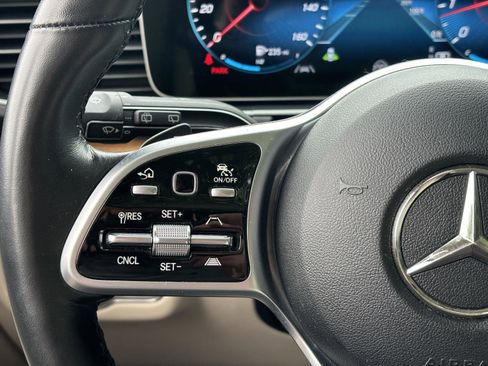 Used 2022 Mercedes-Benz GLE 350 4MATIC image 36