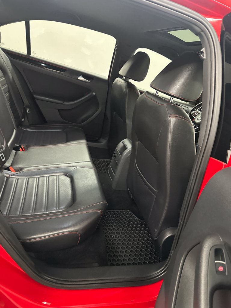Used 2016 Volkswagen Jetta GLI SEL FWD image 27