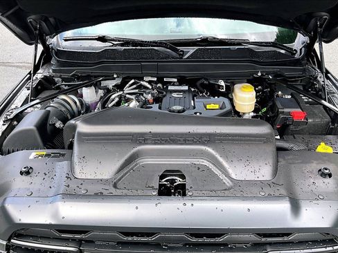 New 2026 RAM 2500 Tradesman AWD/4WD image 11