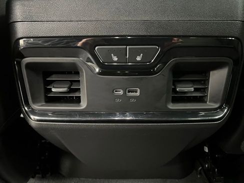 Used 2022 Chevrolet Silverado 1500 ZR2 w/ Technology Package AWD/4WD image 47