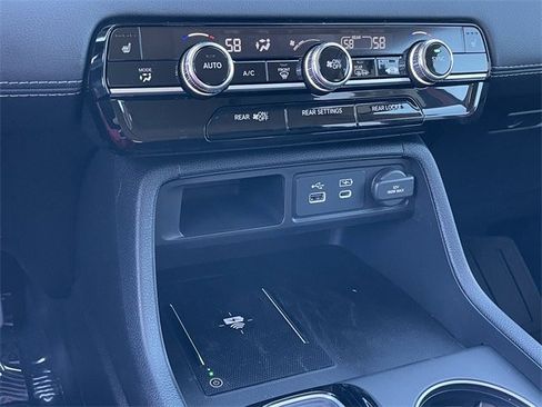 New 2025 Honda Pilot EX-L image 17