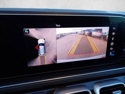 Used 2020 Mercedes-Benz GLE 450 4MATIC image 23