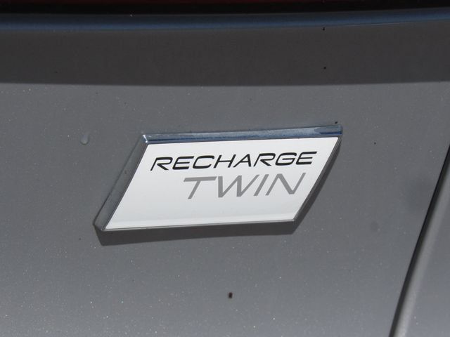 Used 2023 Volvo C40 P8 Recharge Ultimate w/ Protection Package Premier AWD/4WD image 8