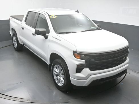 Used 2022 Chevrolet Silverado 1500 Custom AWD/4WD image 39