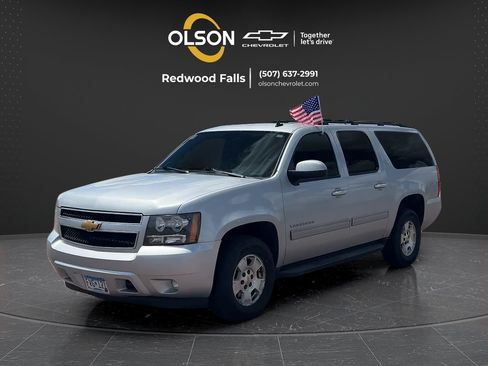 Used 2014 Chevrolet Suburban LT AWD/4WD image 1