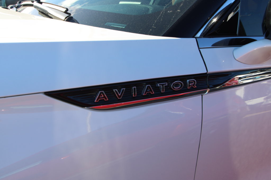 Used 2024 Lincoln Aviator Black Label AWD/4WD image 6