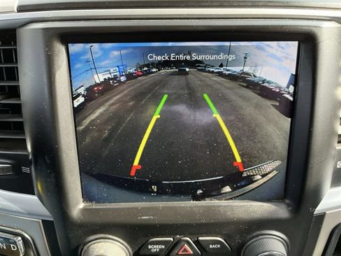 Used 2019 RAM 1500 Classic SLT AWD/4WD image 24