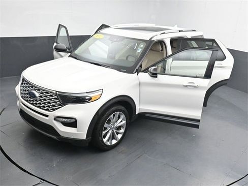 Used 2022 Ford Explorer Platinum w/ Equipment Group 601A image 33