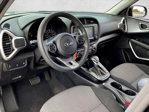 Used 2020 Kia Soul LX FWD image 10