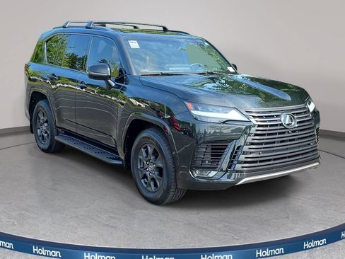 Certified 2024 Lexus LX 600 4WD w/ Appearance Package image 3