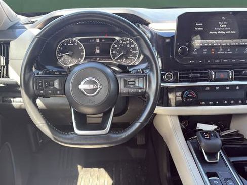Used 2023 Nissan Pathfinder SL w/ SL Premium Package AWD/4WD image 20