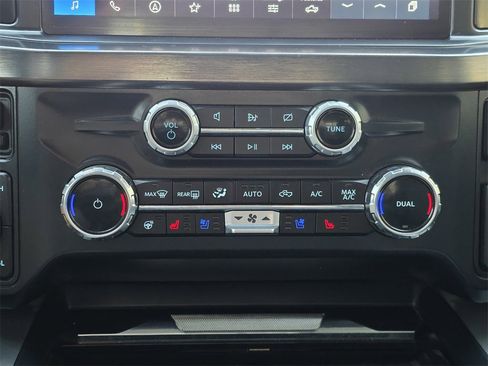 Used 2024 Ford F250 Lariat image 14