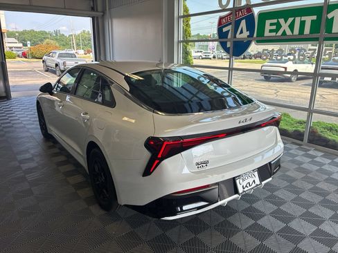 New 2026 Kia K5 LXS FWD image 4