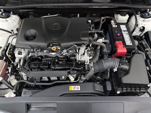 Used 2019 Toyota Camry LE FWD image 51
