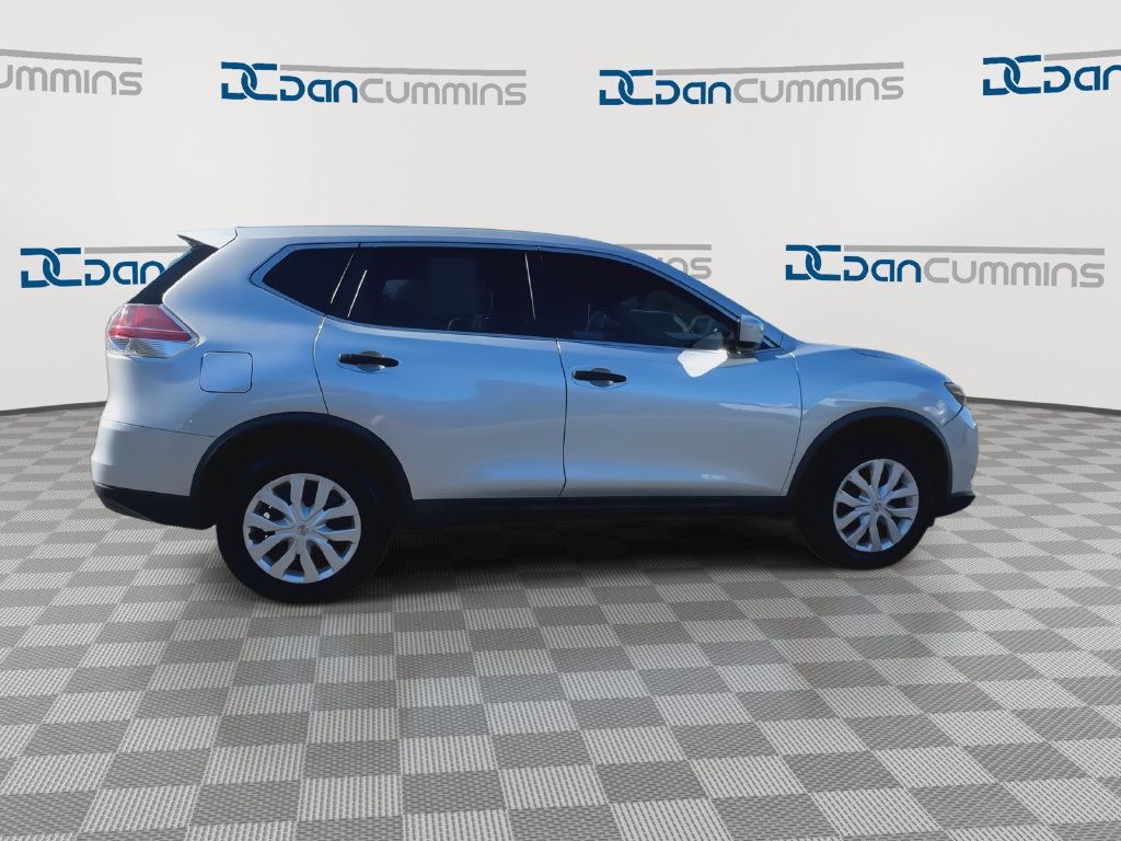 Used 2016 Nissan Rogue S FWD image 9