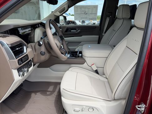 New 2026 GMC Yukon Denali w/ Denali Reserve Package AWD/4WD image 14