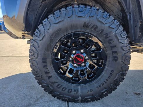Used 2019 Toyota Tacoma TRD Pro image 31