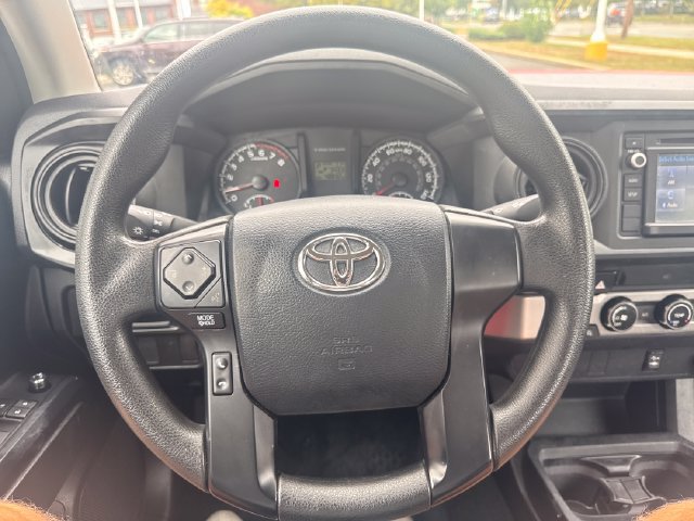 Used 2017 Toyota Tacoma SR RWD image 18
