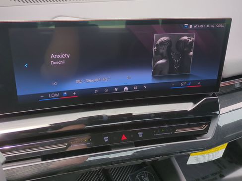 Certified 2026 BMW 530i xDrive w/ Premium Package image 23