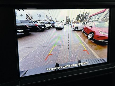 Used 2025 Ford F250 XL w/ XL Chrome Package image 31