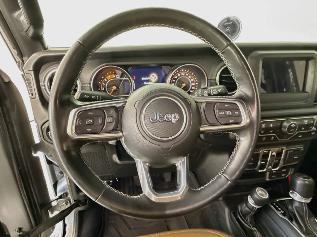 Used 2021 Jeep Wrangler Unlimited Sahara w/ Cold Weather Group AWD/4WD image 12