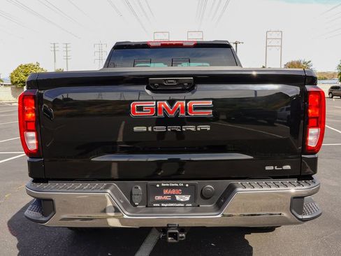 New 2026 GMC Sierra 1500 SLE w/ Max Trailering Package AWD/4WD image 9